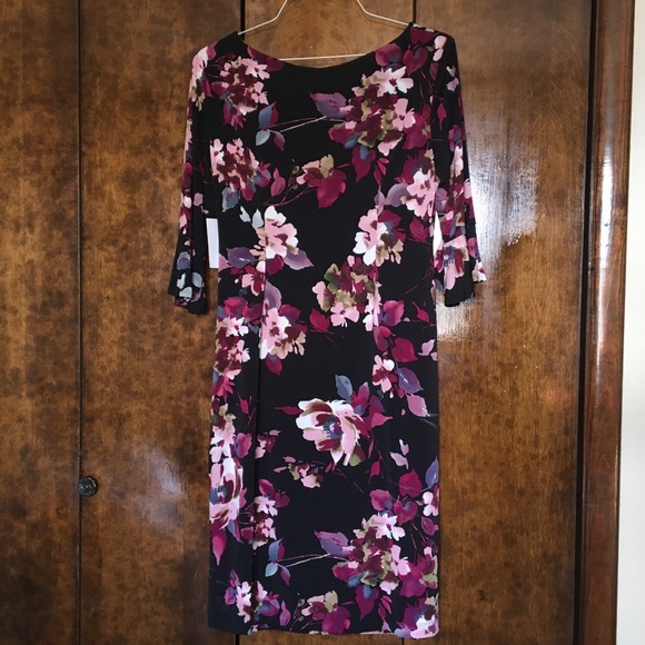 Connected apparel dress - Picture 4 of 5